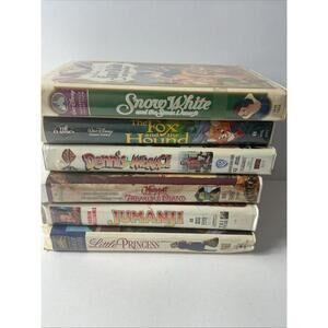 Lot Of 6 VHS Kids Movies Disney Jumanji  Muppets + More